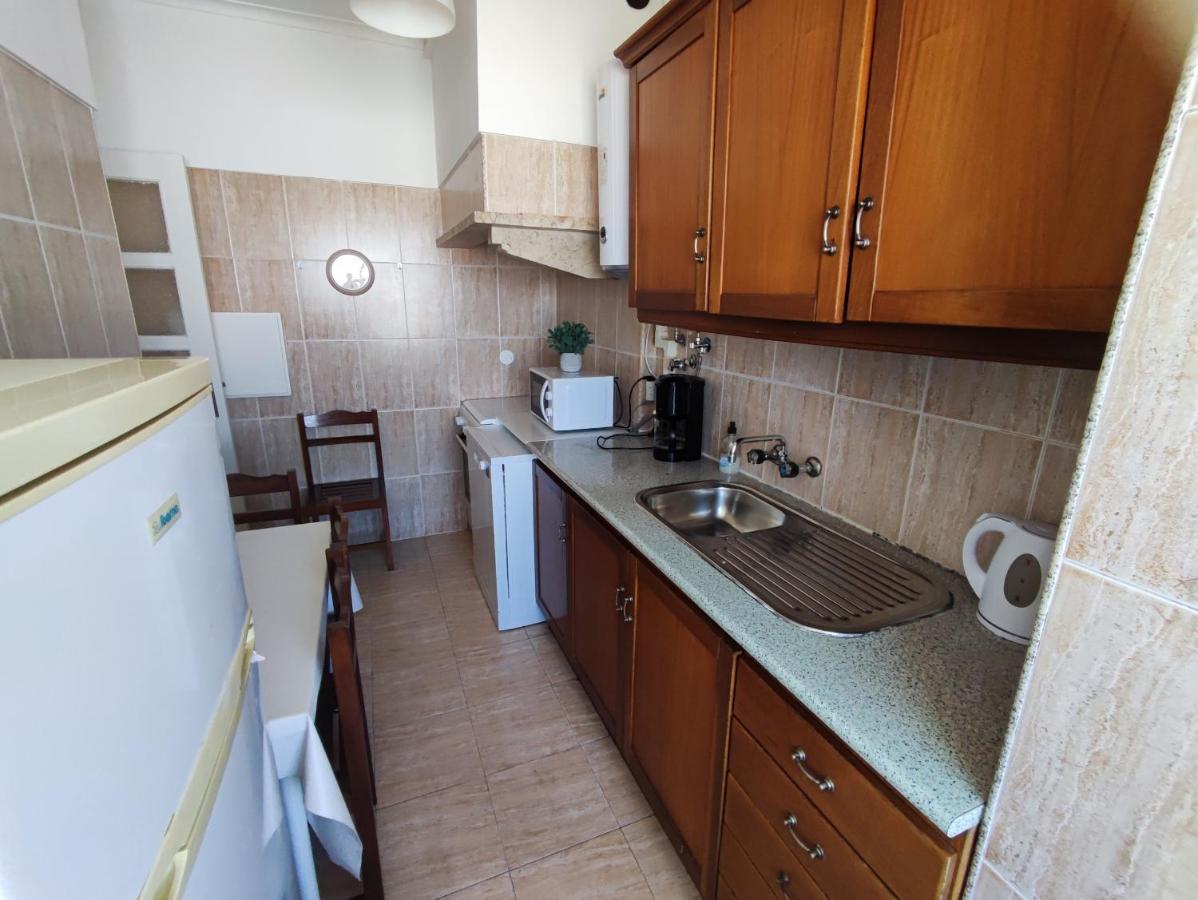 Apartment Lisbon Traditional T2 With Balcony In Damaia, Lisbon *