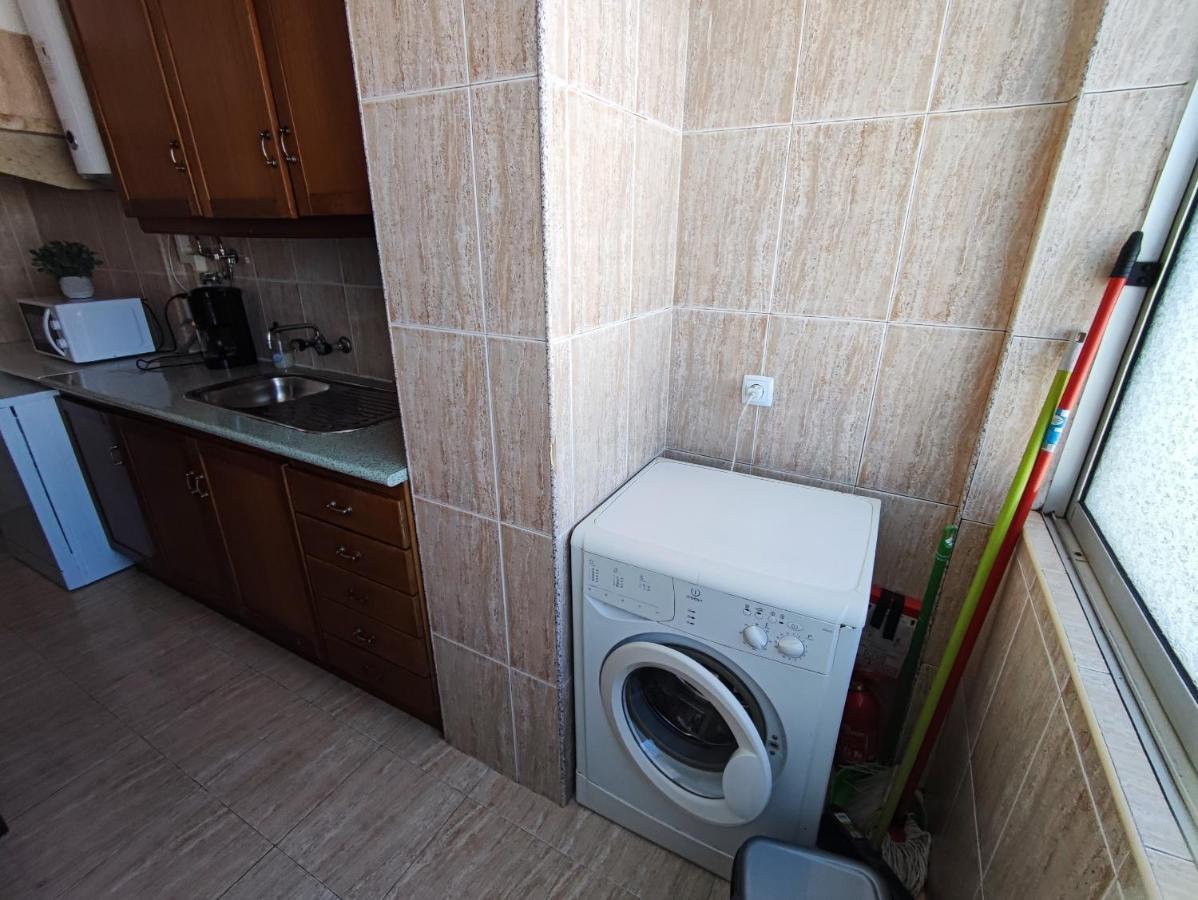 Apartment Lisbon Traditional T2 With Balcony In Damaia, Lisbon